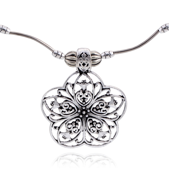 Flower Necklace - Picture 4 of 5